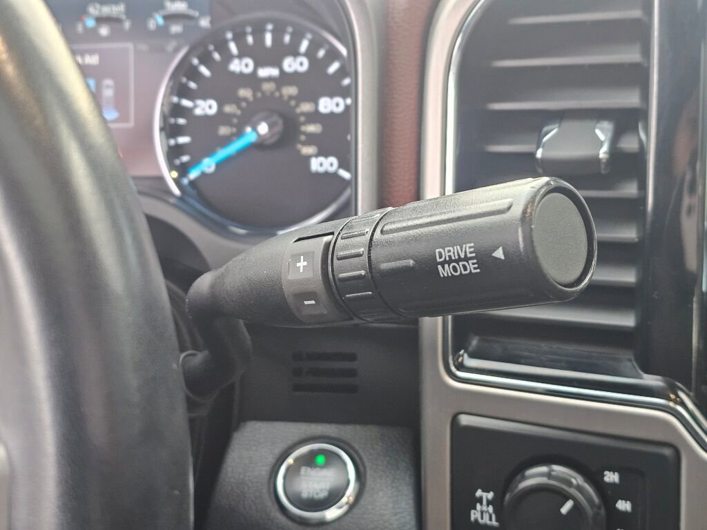 Certified 2022 Ford F350 Platinum w/ Tremor Off-Road Package image 32