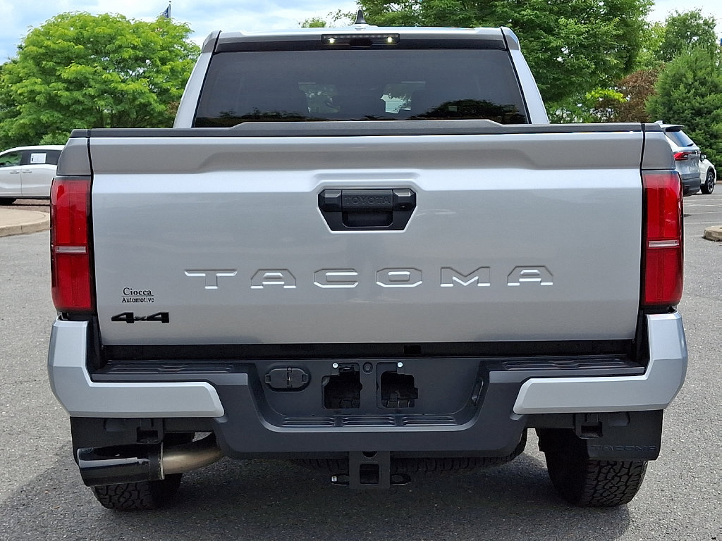 Used 2026 Toyota Tacoma TRD Off-Road AWD/4WD image 7