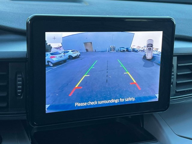 Used 2024 Ford Explorer XLT w/ Class IV Trailer Tow Package AWD/4WD image 36