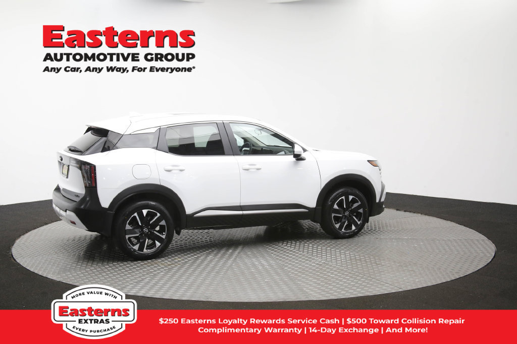 Used 2025 Nissan Kicks SV w/ SV Premium Package AWD/4WD image 46