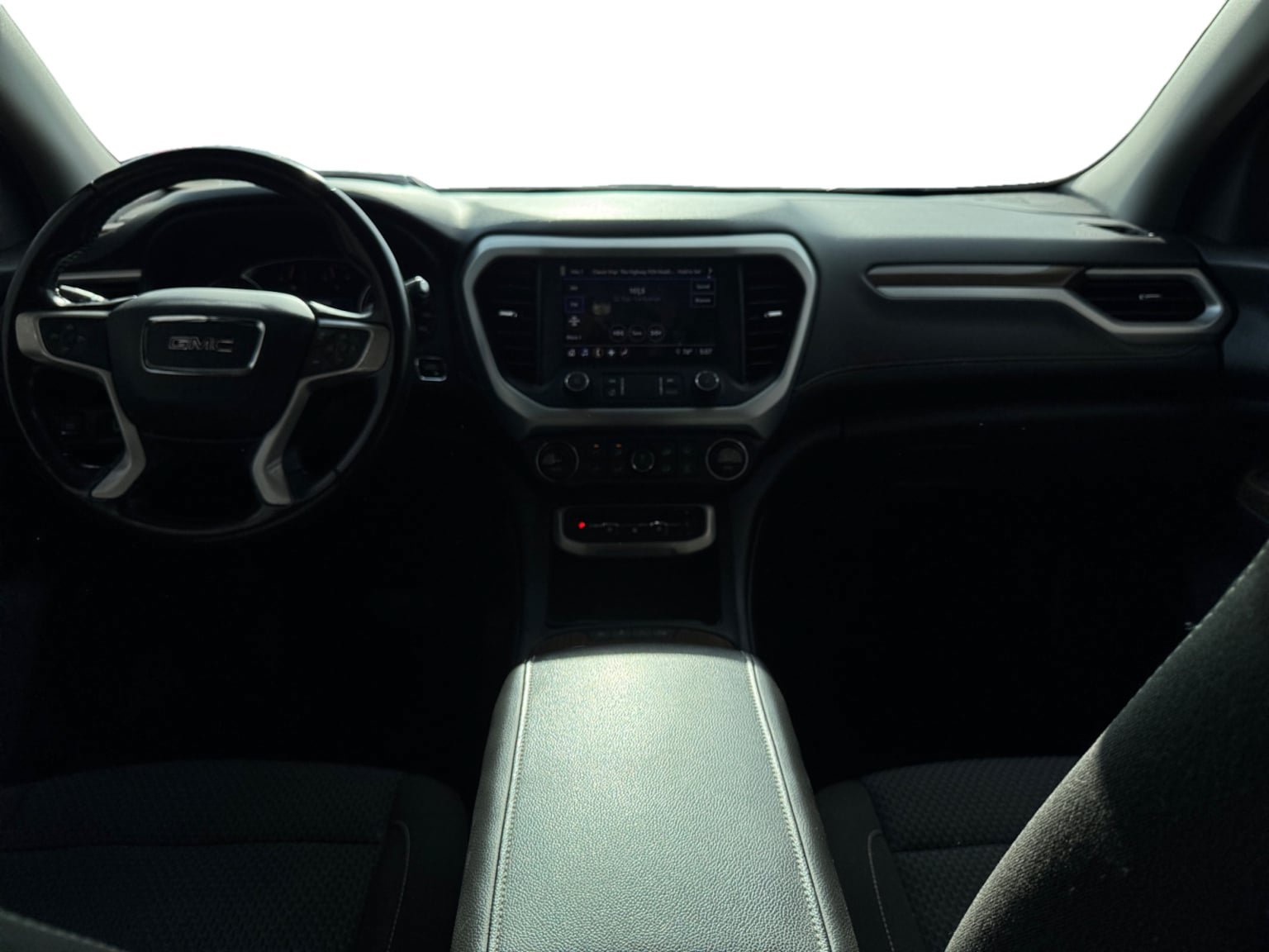 Used 2020 GMC Acadia SLE FWD image 12