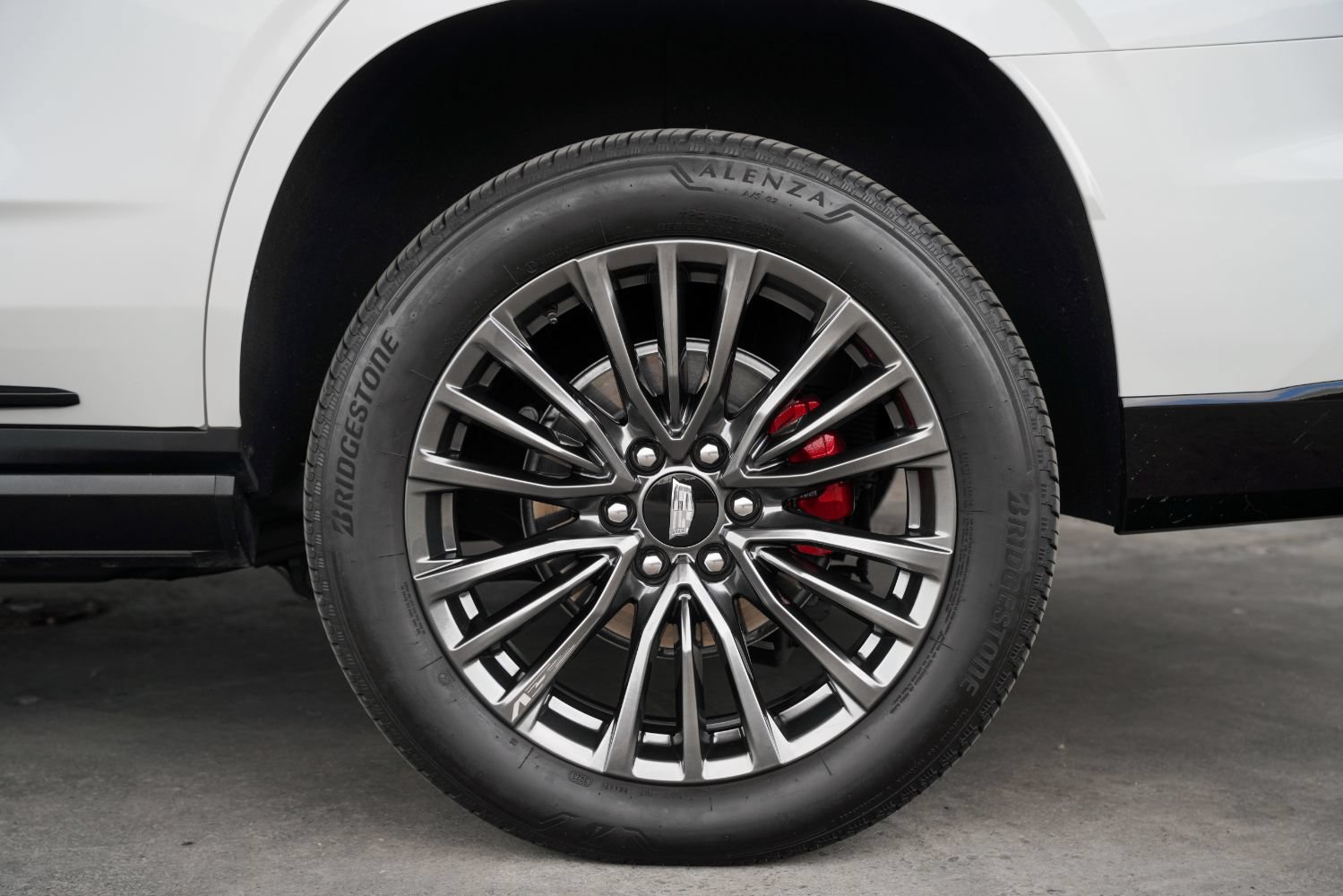Used 2023 Cadillac Escalade V AWD/4WD image 15