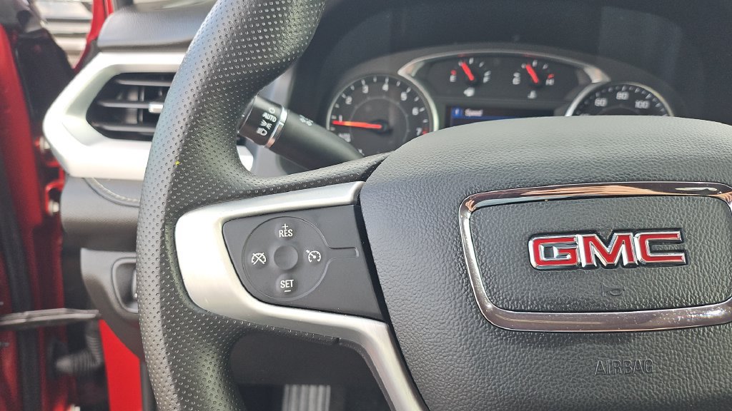 Used 2021 GMC Acadia SLE FWD image 8