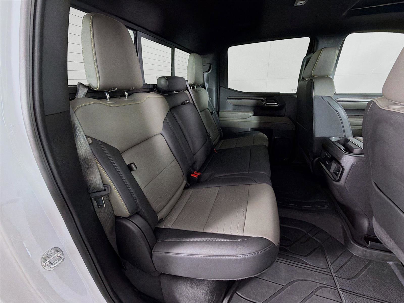 Used 2024 Chevrolet Silverado 1500 ZR2 w/ LPO, Dark Essentials Package image 28