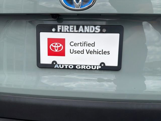 Used 2021 Toyota RAV4 XLE w/ Convenience Package image 10