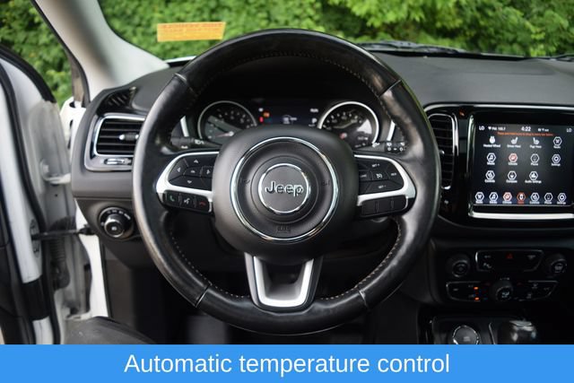Used 2018 Jeep Compass Limited w/ Safe & Security Group AWD/4WD image 4