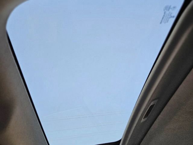 Certified 2024 Nissan Sentra SR w/ SR Premium Package image 26