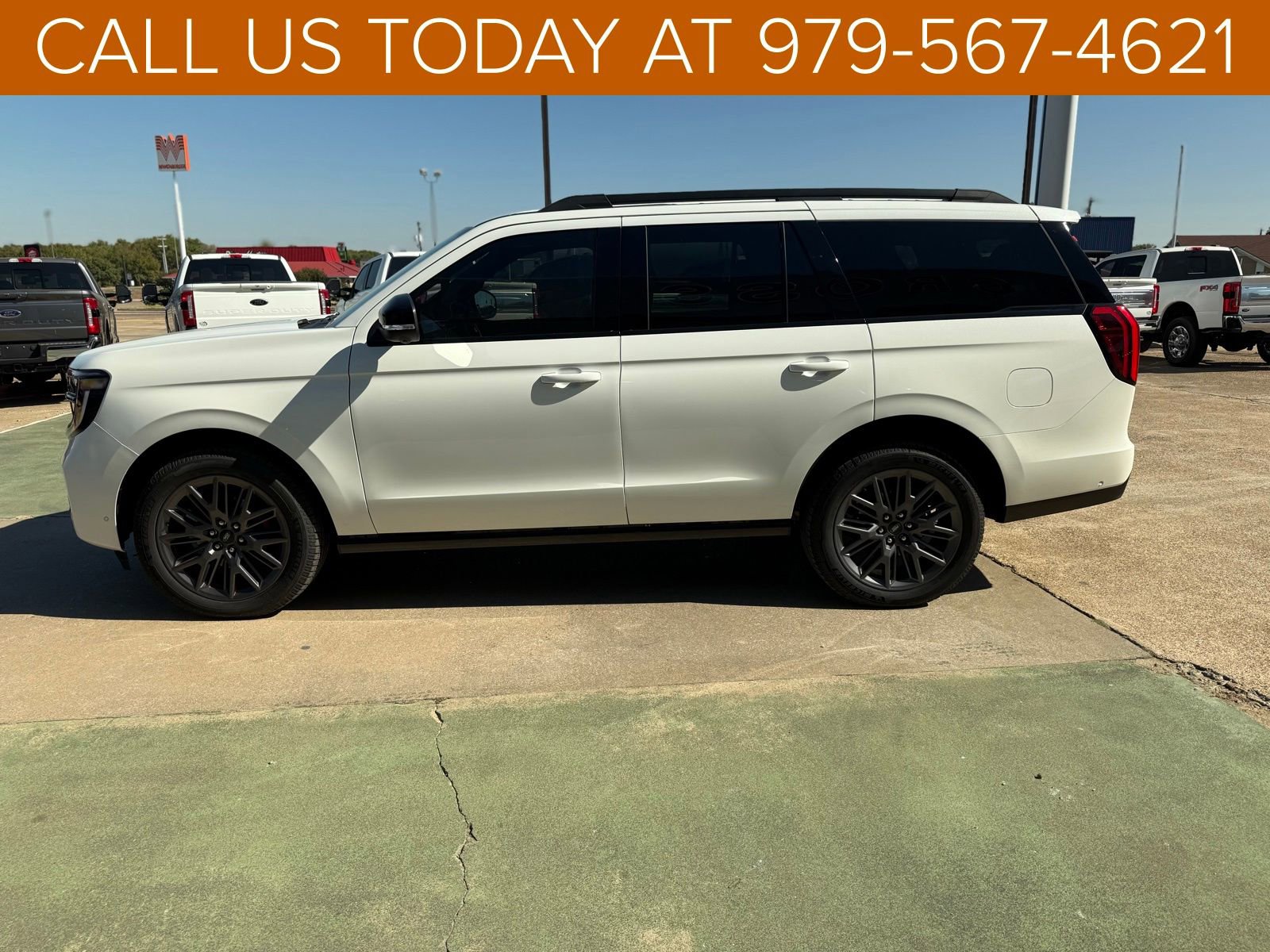 New 2025 Ford Expedition Platinum image 38