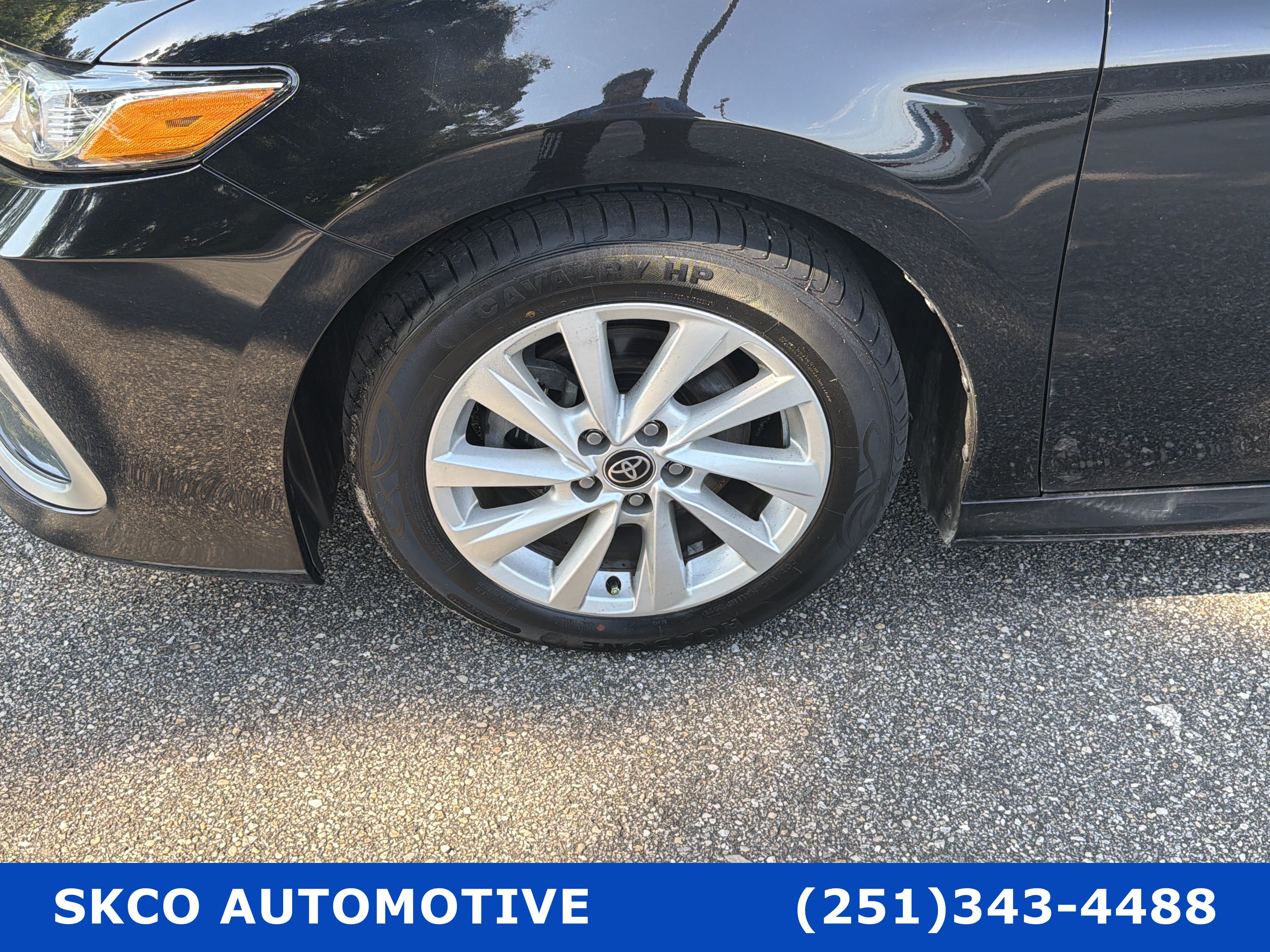 Used 2023 Toyota Camry LE FWD image 9