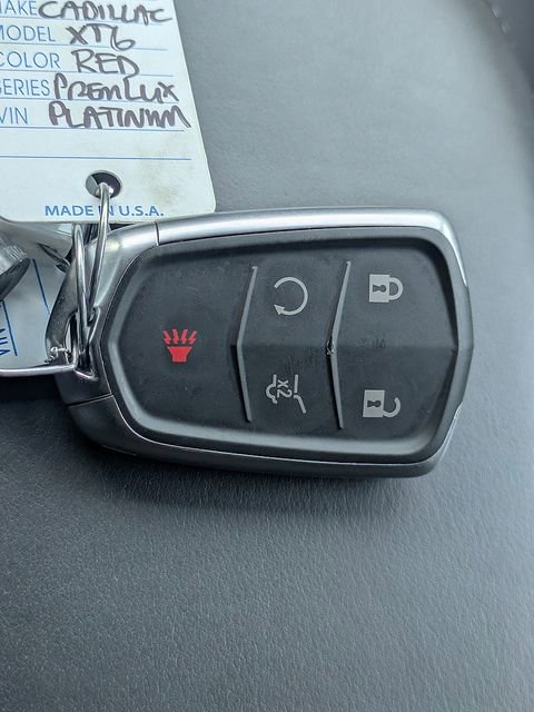 Certified 2025 Cadillac XT6 Premium Luxury image 35