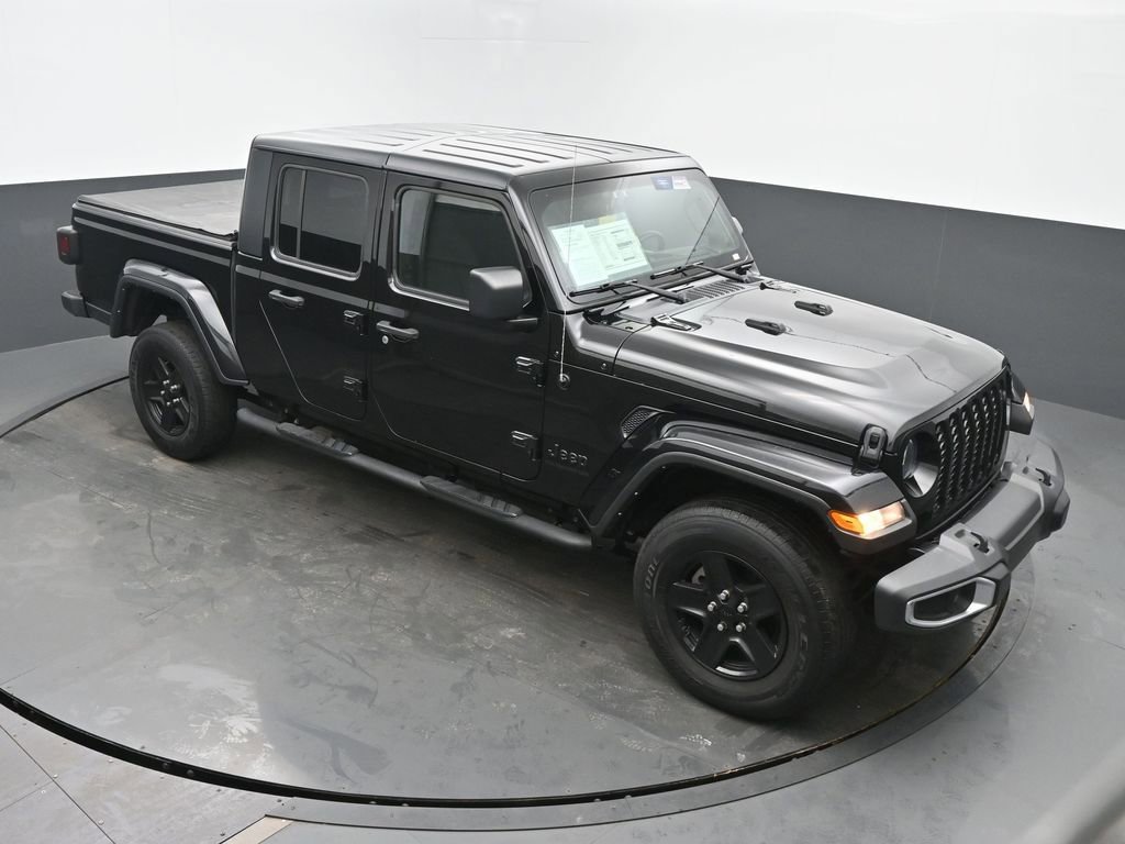 Used 2021 Jeep Gladiator Sport image 57