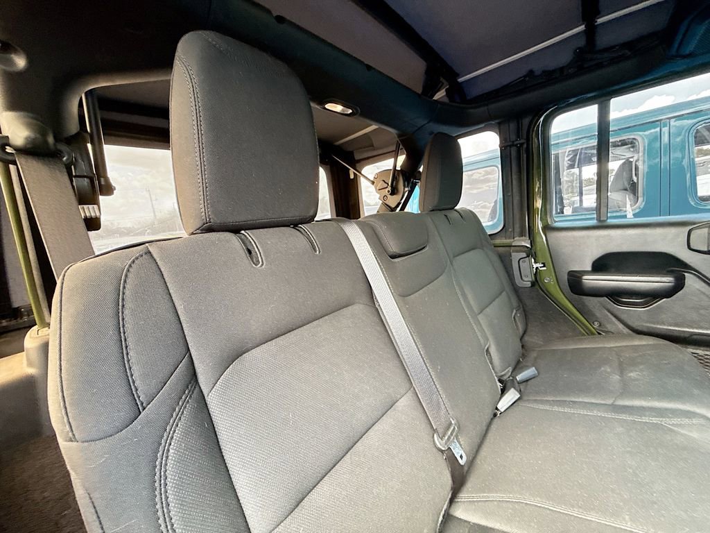 Used 2021 Jeep Wrangler Unlimited Willys image 30