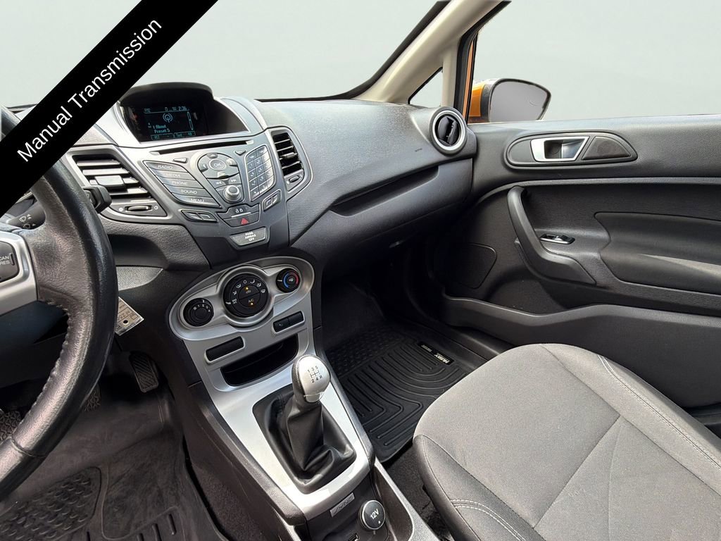 Used 2016 Ford Fiesta SE FWD image 41
