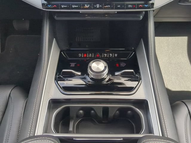 New 2026 Jeep Grand Wagoneer L Limited AWD/4WD image 23