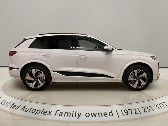 Used 2025 Audi Q6 e-tron Premium Plus w/ Premium Plus AWD/4WD image 6