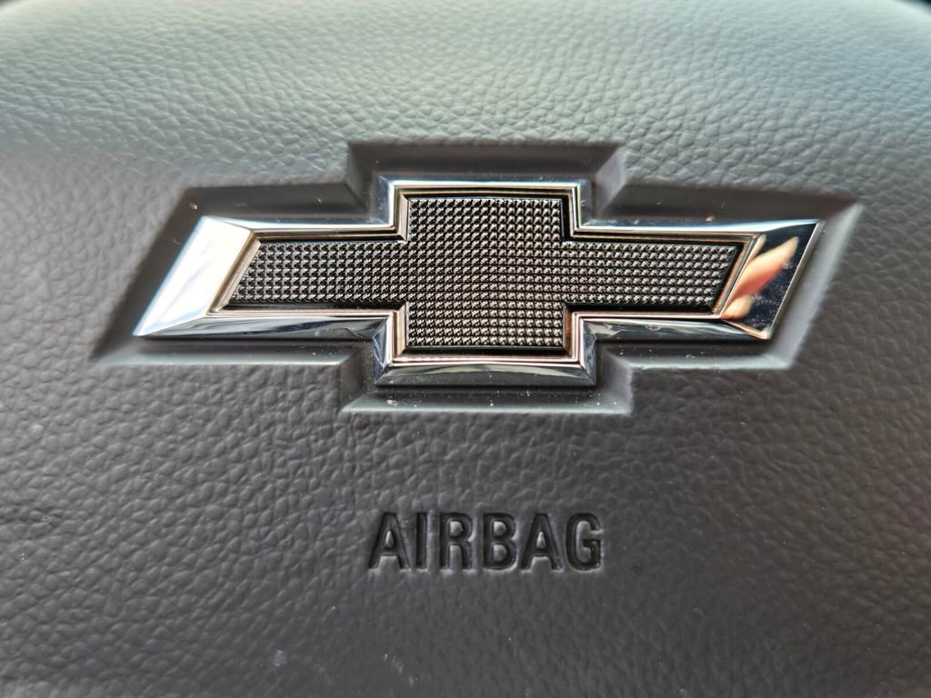Used 2025 Chevrolet Equinox RS w/ Safety and Technology Package image 28