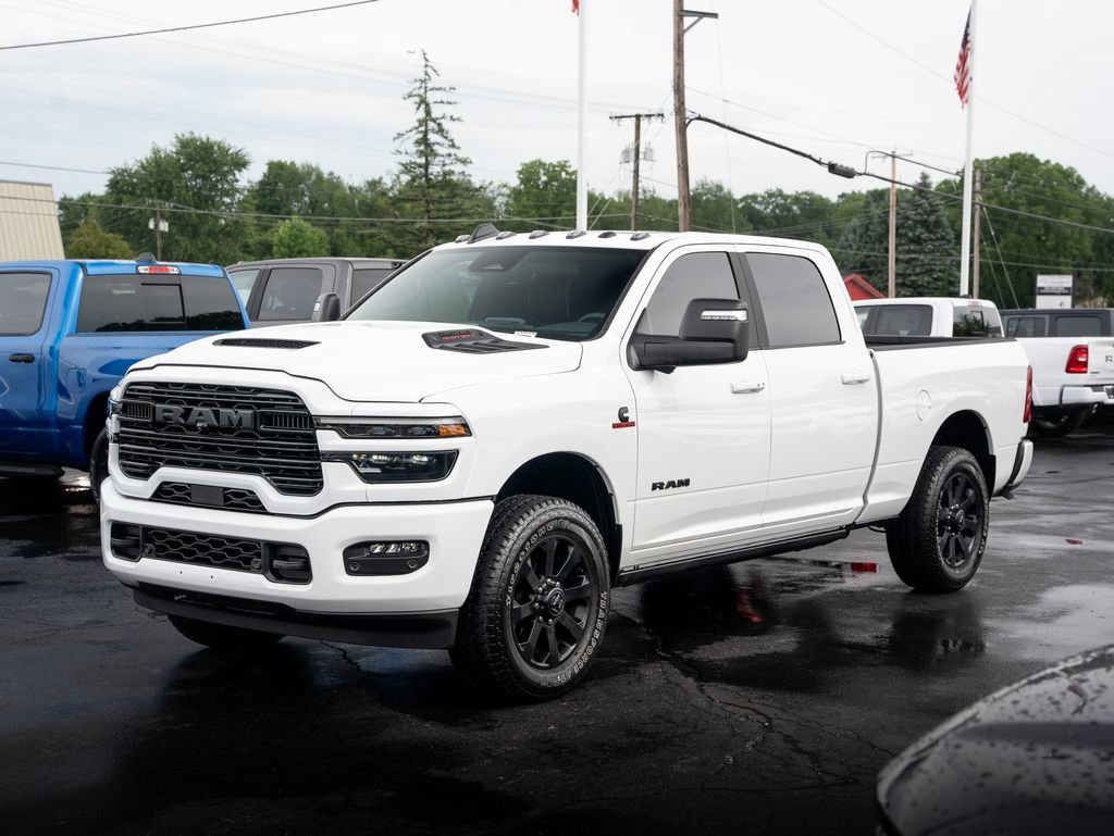 New 2026 RAM 2500 Laramie AWD/4WD image 2