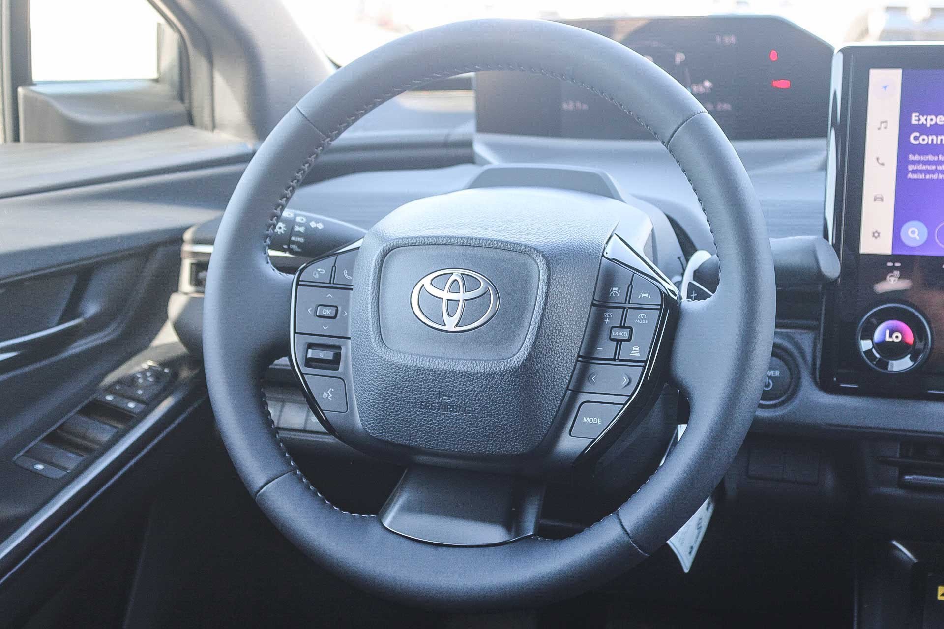New 2026 Toyota C-HR AWD/4WD image 31