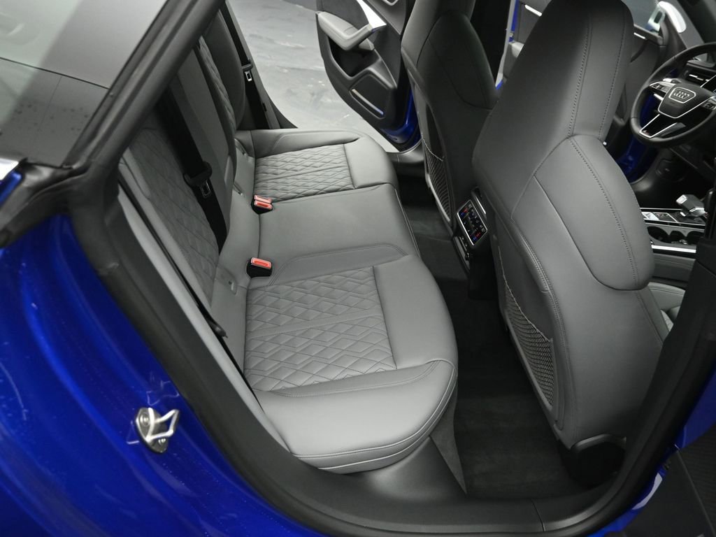 Used 2023 Audi S7 Prestige image 27