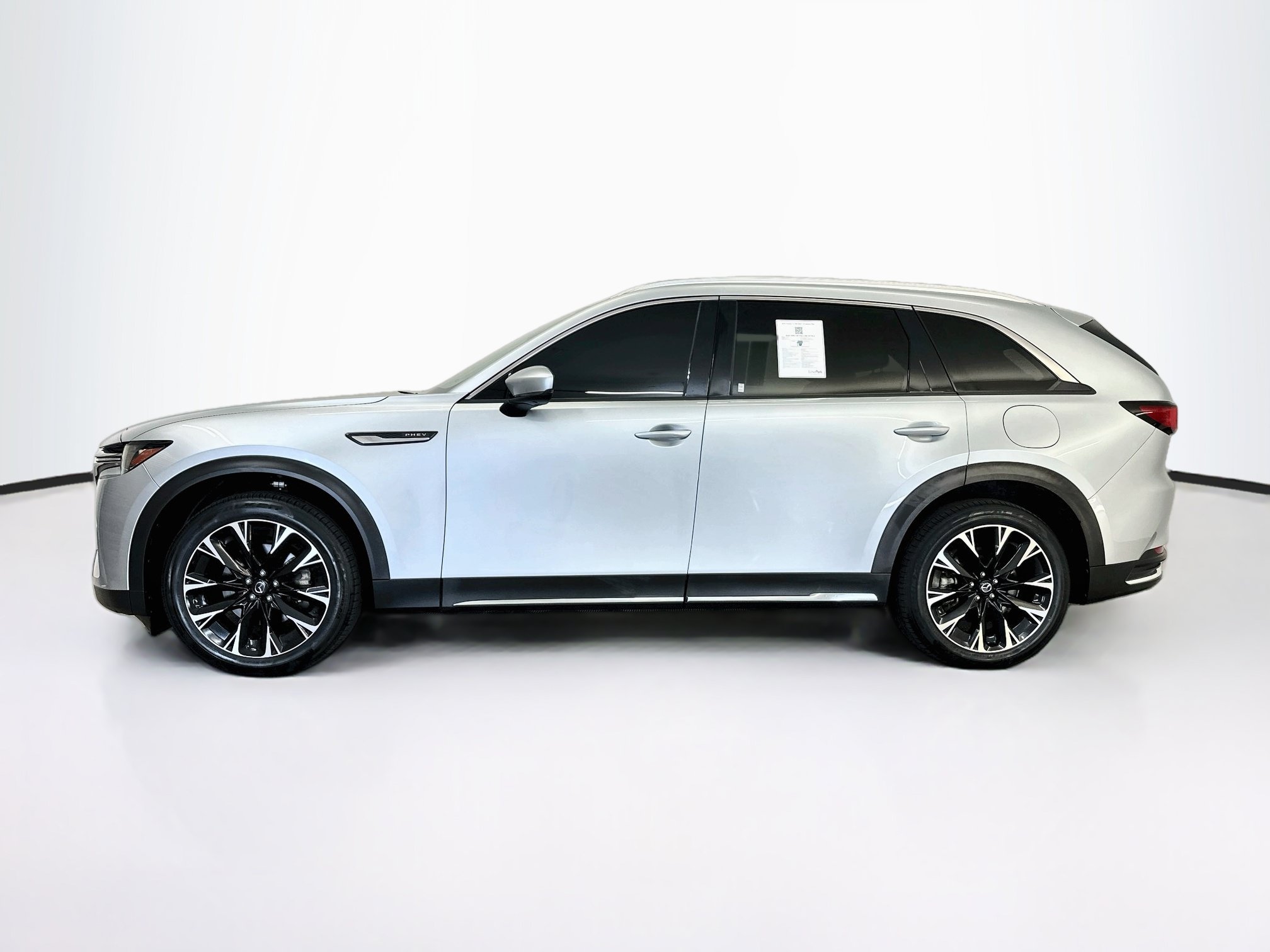 Used 2024 MAZDA CX-90 Plug-In Hybrid w/ Premium Plus AWD/4WD image 4
