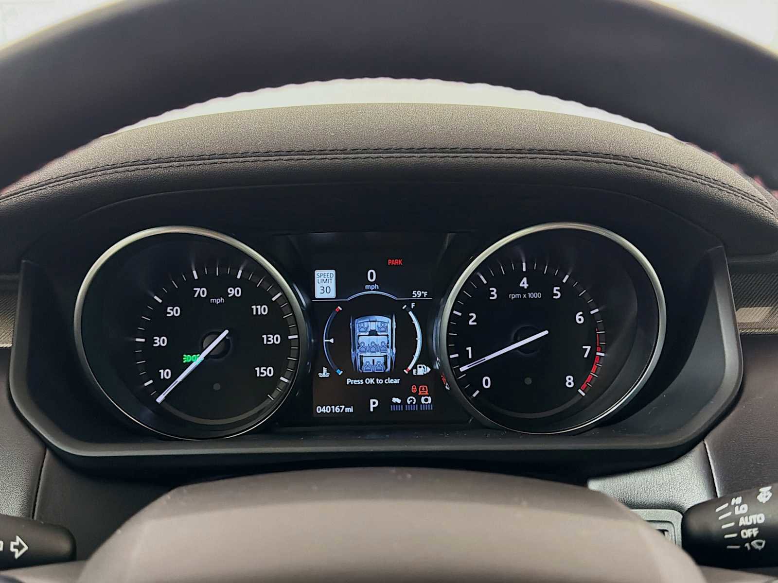 Used 2017 Land Rover Discovery HSE Luxury AWD/4WD image 13