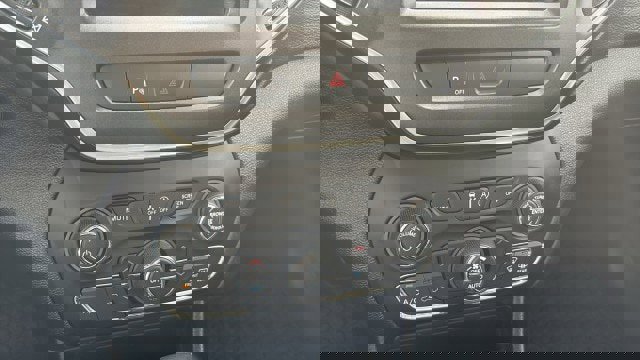 Used 2020 Jeep Cherokee Trailhawk w/ Cold Weather Group image 19