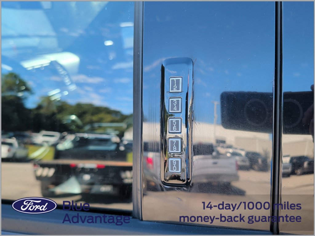 Certified 2020 Ford F150 Lariat w/ Equipment Group 502A Luxury AWD/4WD image 3