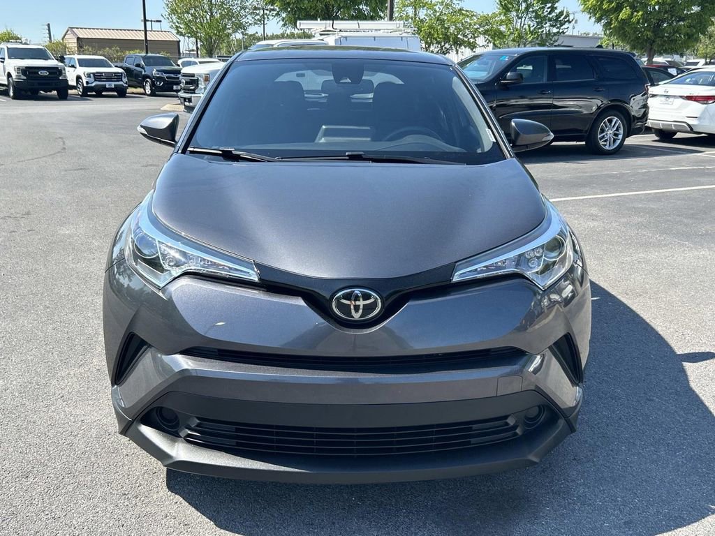 Used 2019 Toyota C-HR LE image 10
