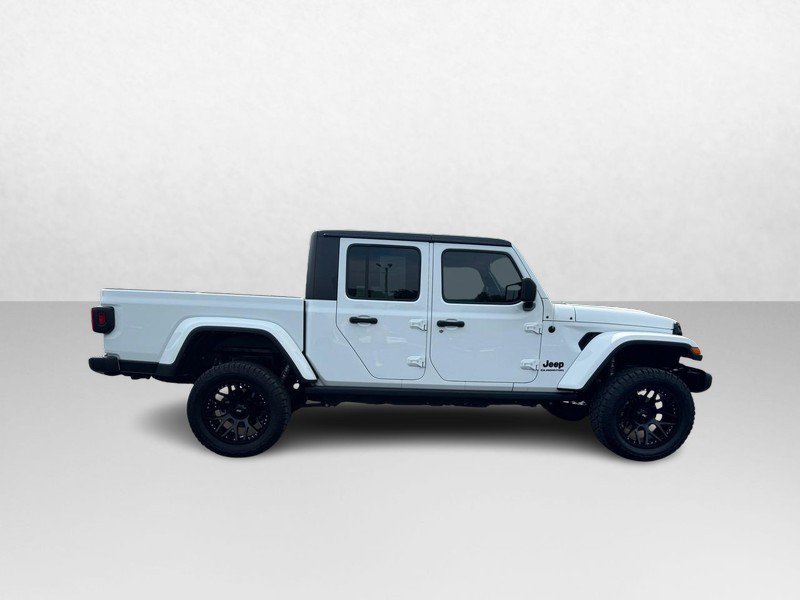 Used 2021 Jeep Gladiator Sport AWD/4WD image 2