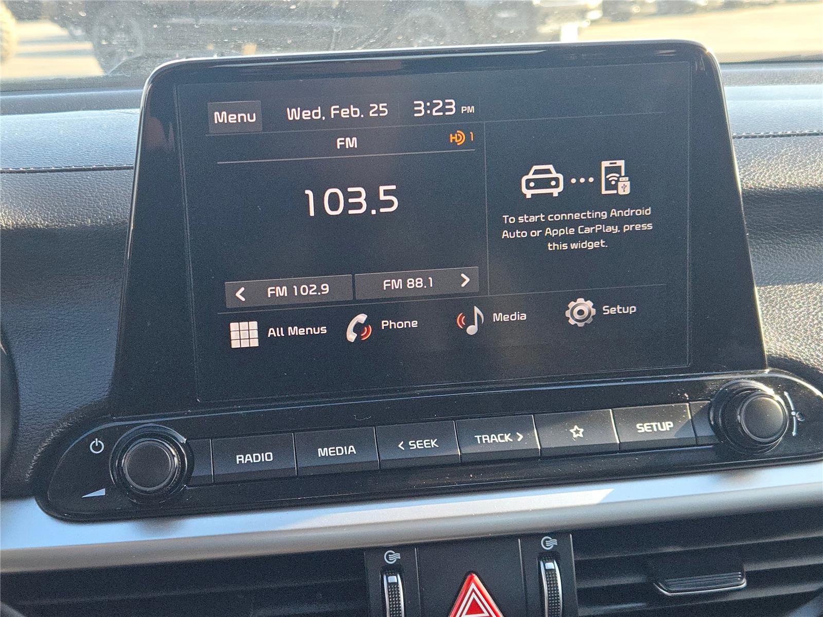 Used 2024 Kia Forte LXS image 23