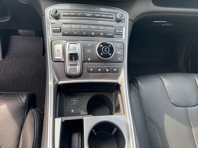 Used 2023 Hyundai Santa Fe Calligraphy image 20