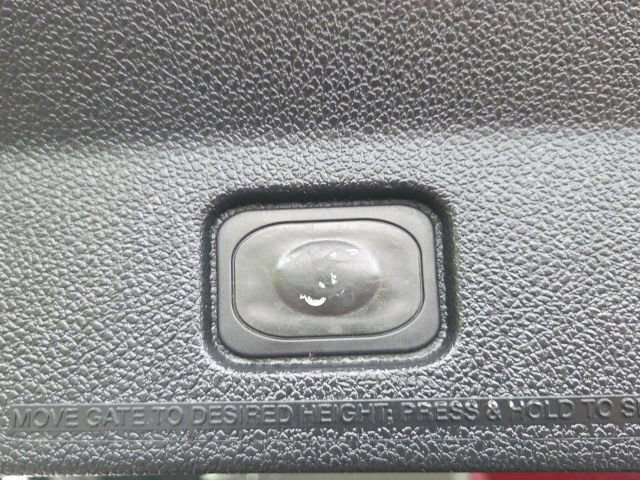 Used 2016 Ford Explorer XLT w/ Equipment Group 202A AWD/4WD image 14