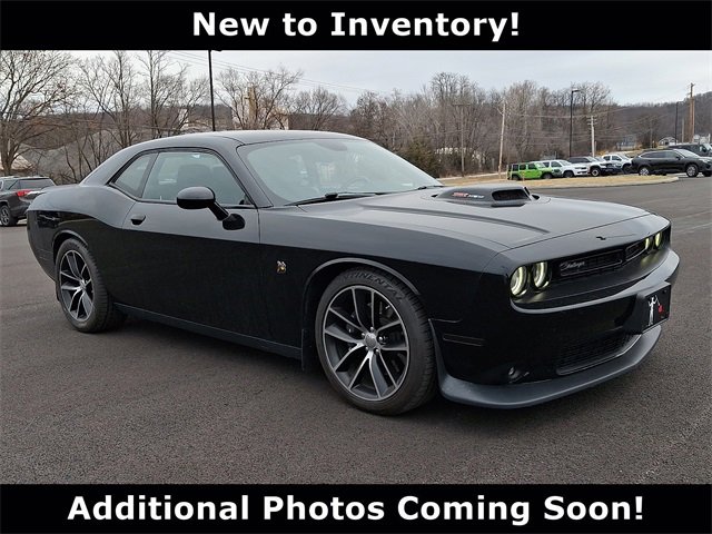Used 2016 Dodge Challenger R/T Scat Pack image 1