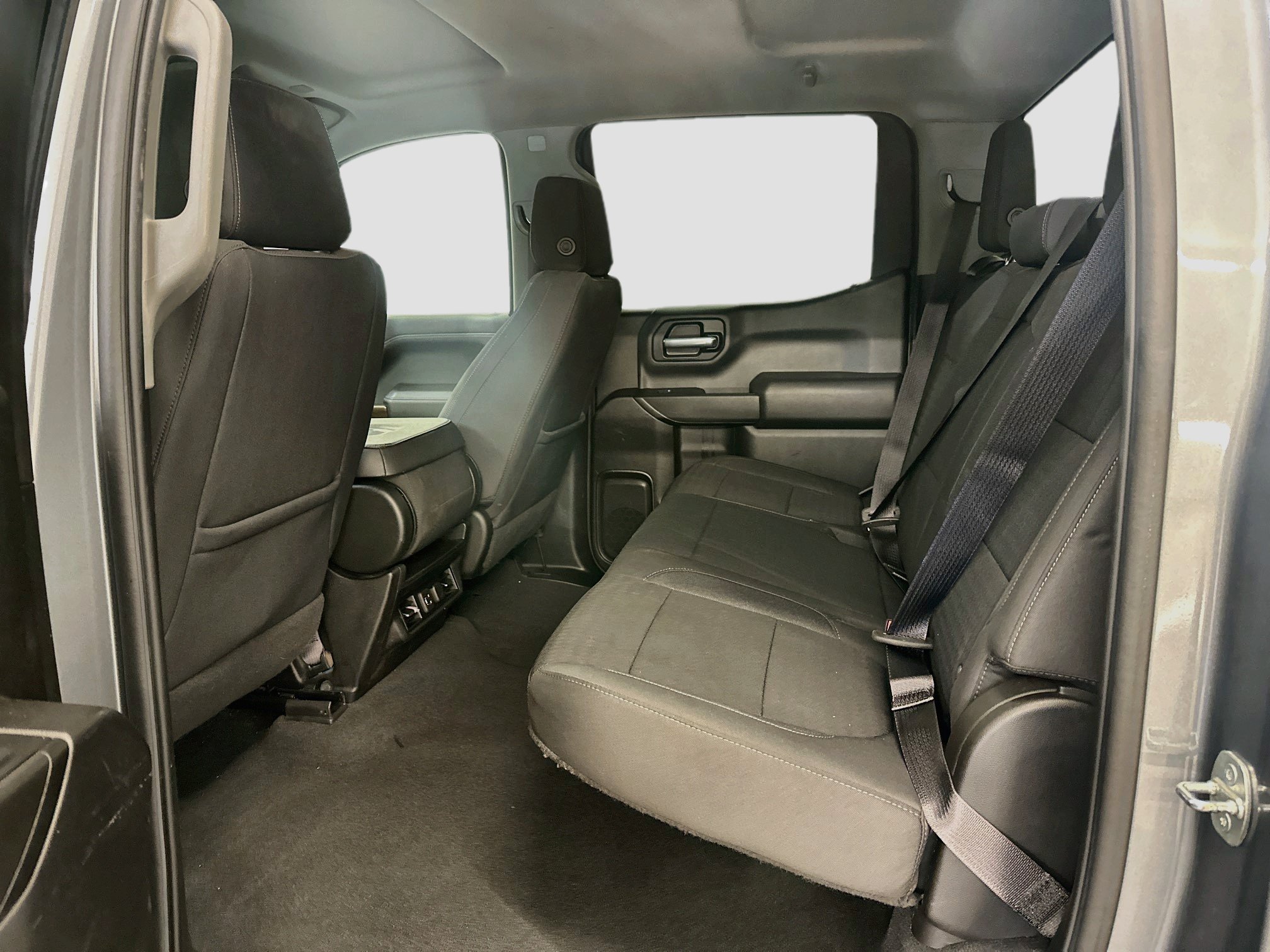 Used 2022 Chevrolet Silverado 1500 LT AWD/4WD image 29