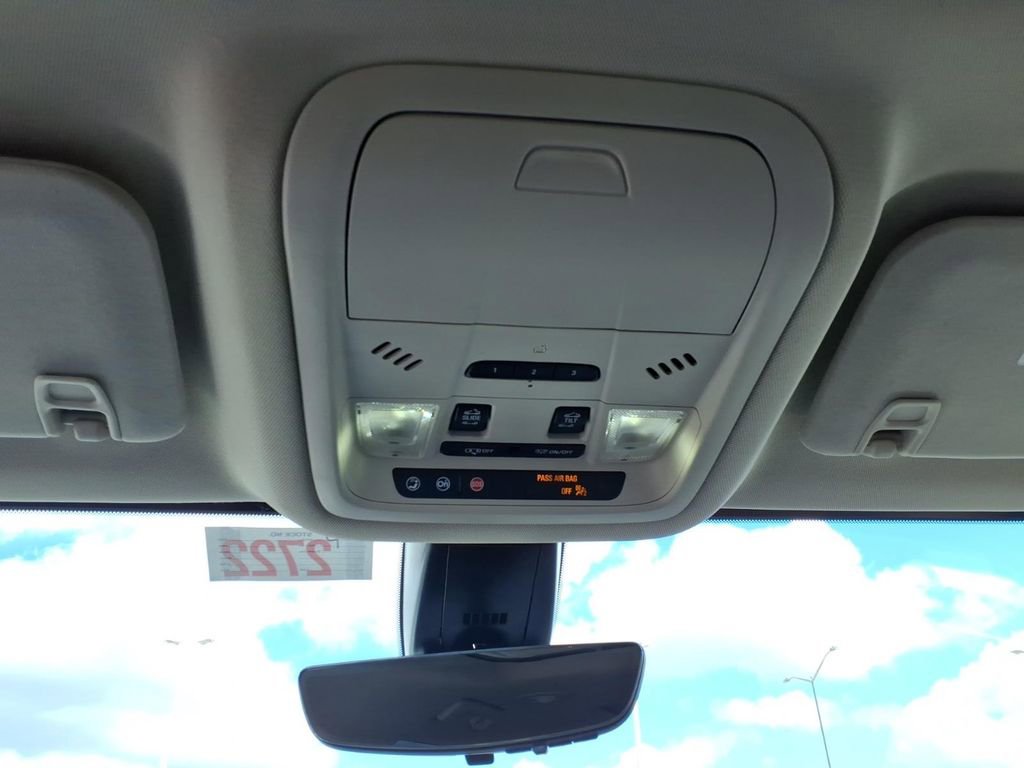 Used 2023 GMC Acadia Denali w/ Denali Ultimate Package image 24