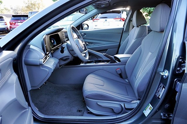 Certified 2026 Hyundai Elantra Sport FWD image 21