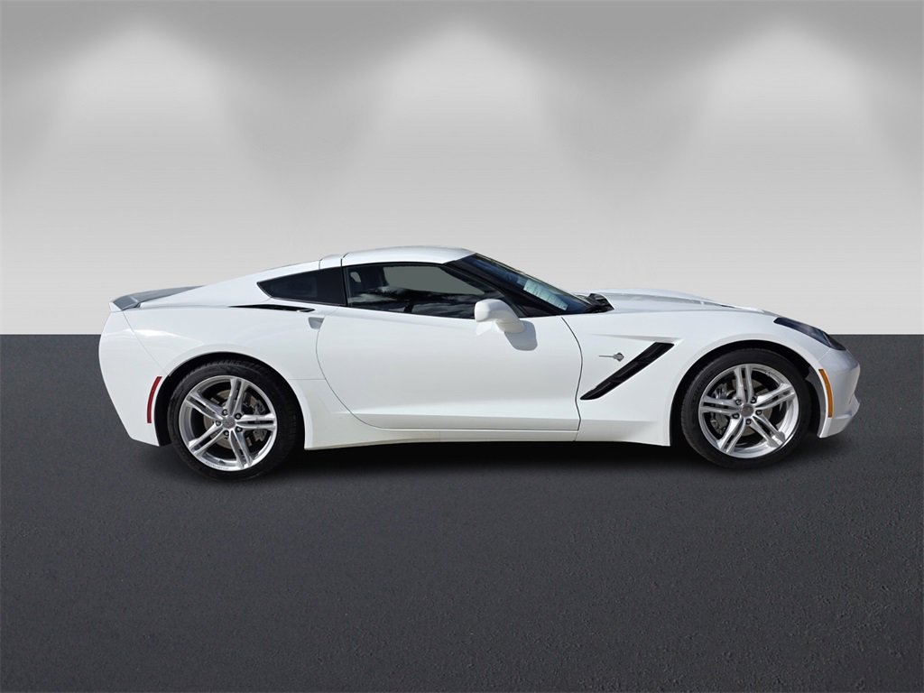 Used 2016 Chevrolet Corvette Stingray Coupe image 3