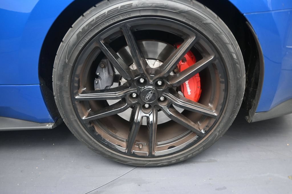 Used 2021 Ford Mustang Shelby GT500 w/ Technology Package RWD image 10