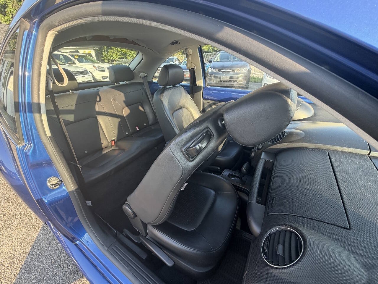 Used 2008 Volkswagen Beetle S FWD image 14