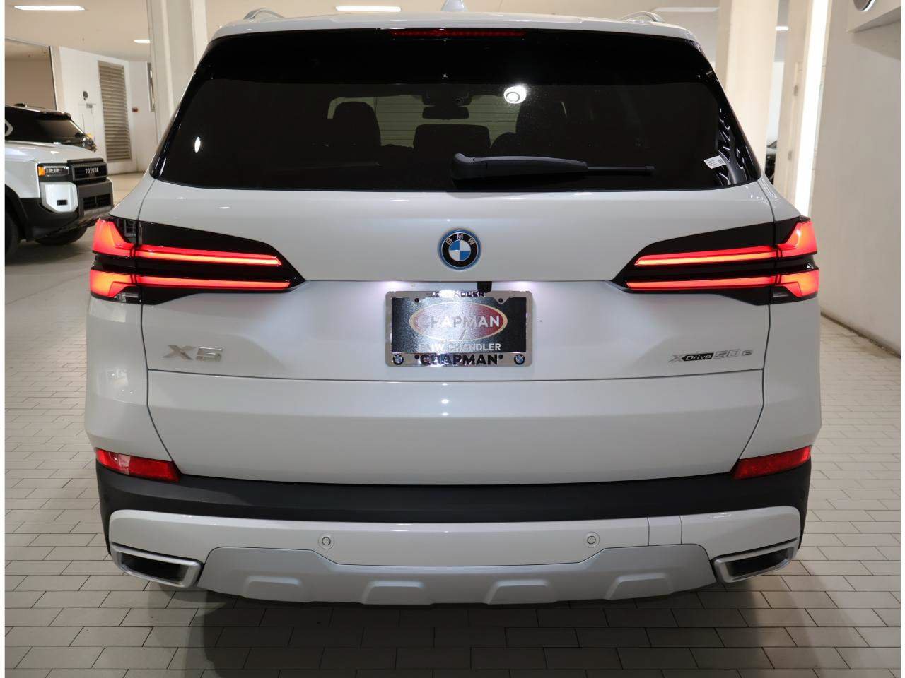Used 2026 BMW X5 xDrive50e w/ Premium Package AWD/4WD image 6