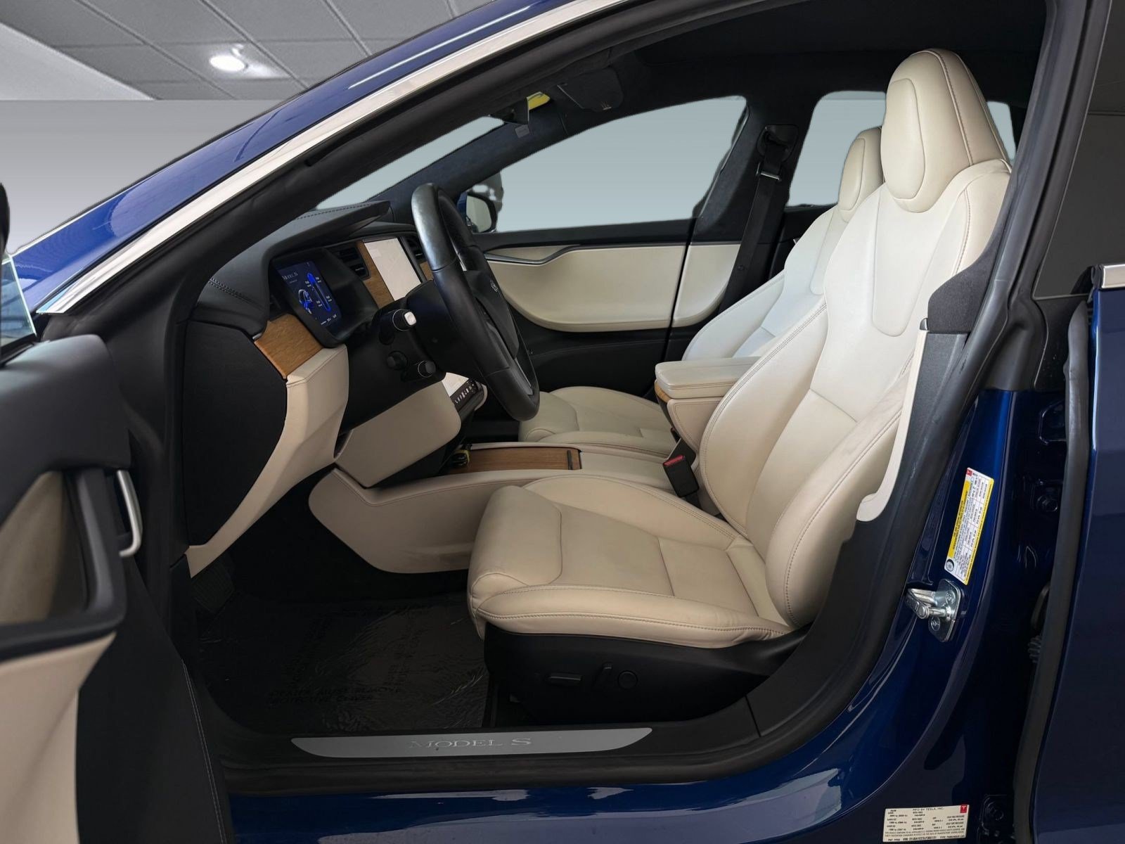 Used 2020 Tesla Model S Long Range AWD/4WD image 5