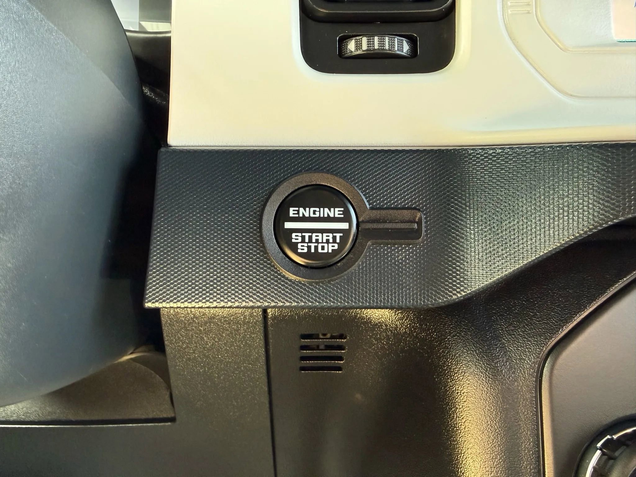 Used 2023 Ford Bronco Heritage Edition image 25