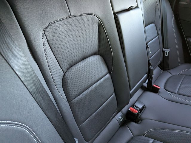 Certified 2024 Jaguar XF R-Dynamic SE image 17