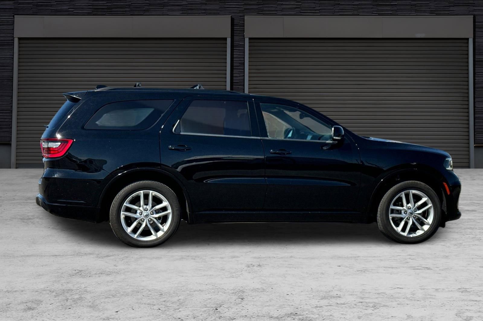 Used 2024 Dodge Durango GT image 3