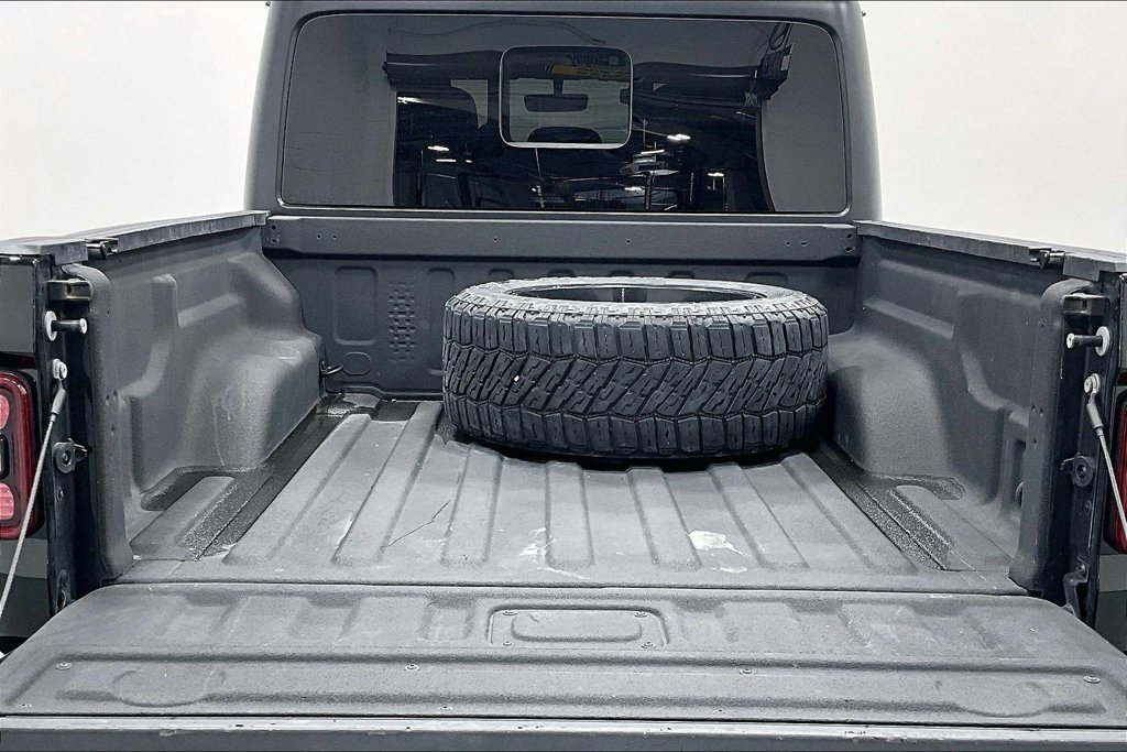 Used 2021 Jeep Gladiator Mojave AWD/4WD image 33
