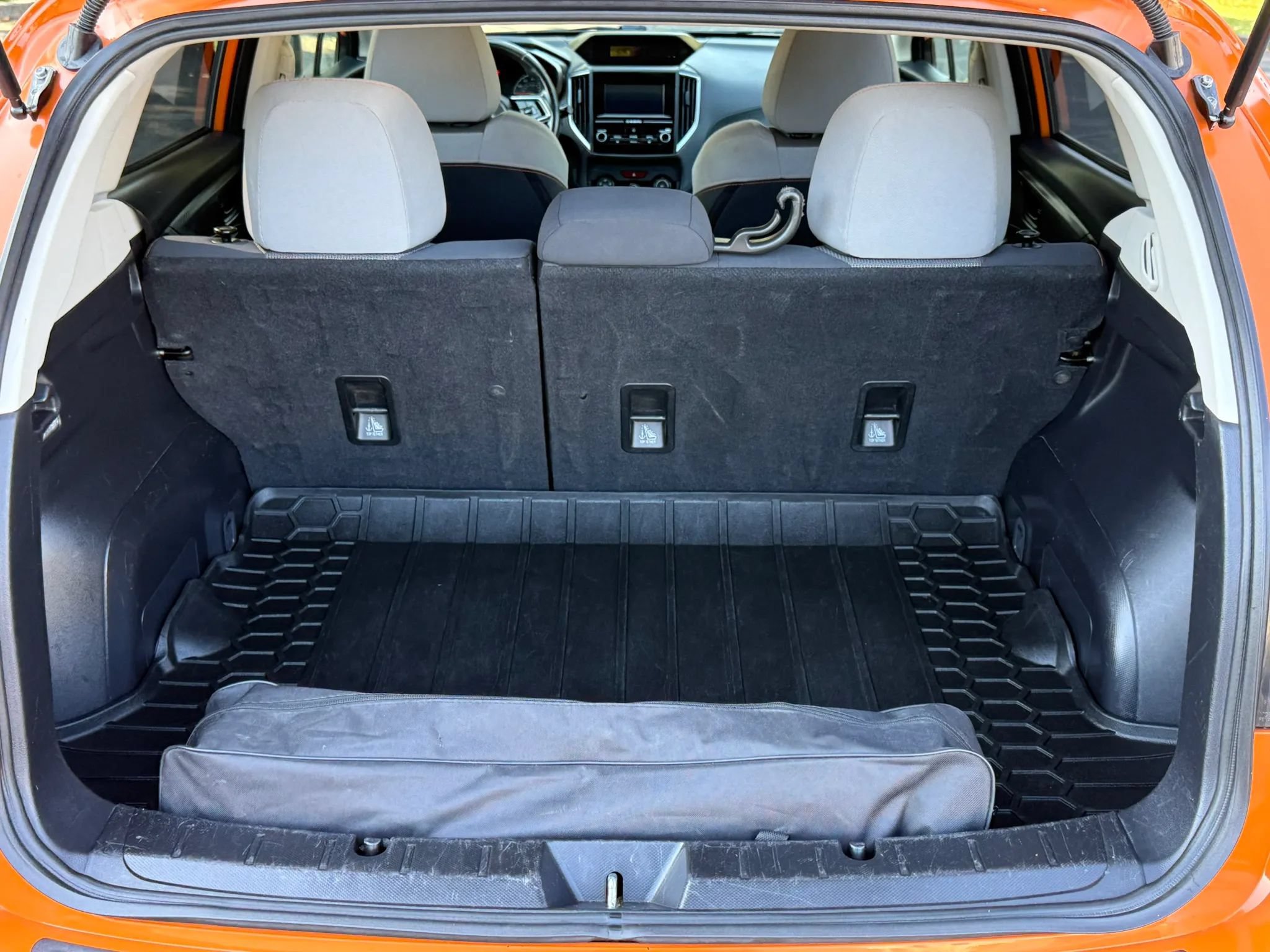 Used 2018 Subaru Crosstrek 2.0i Premium w/ Moonroof Package AWD/4WD image 30
