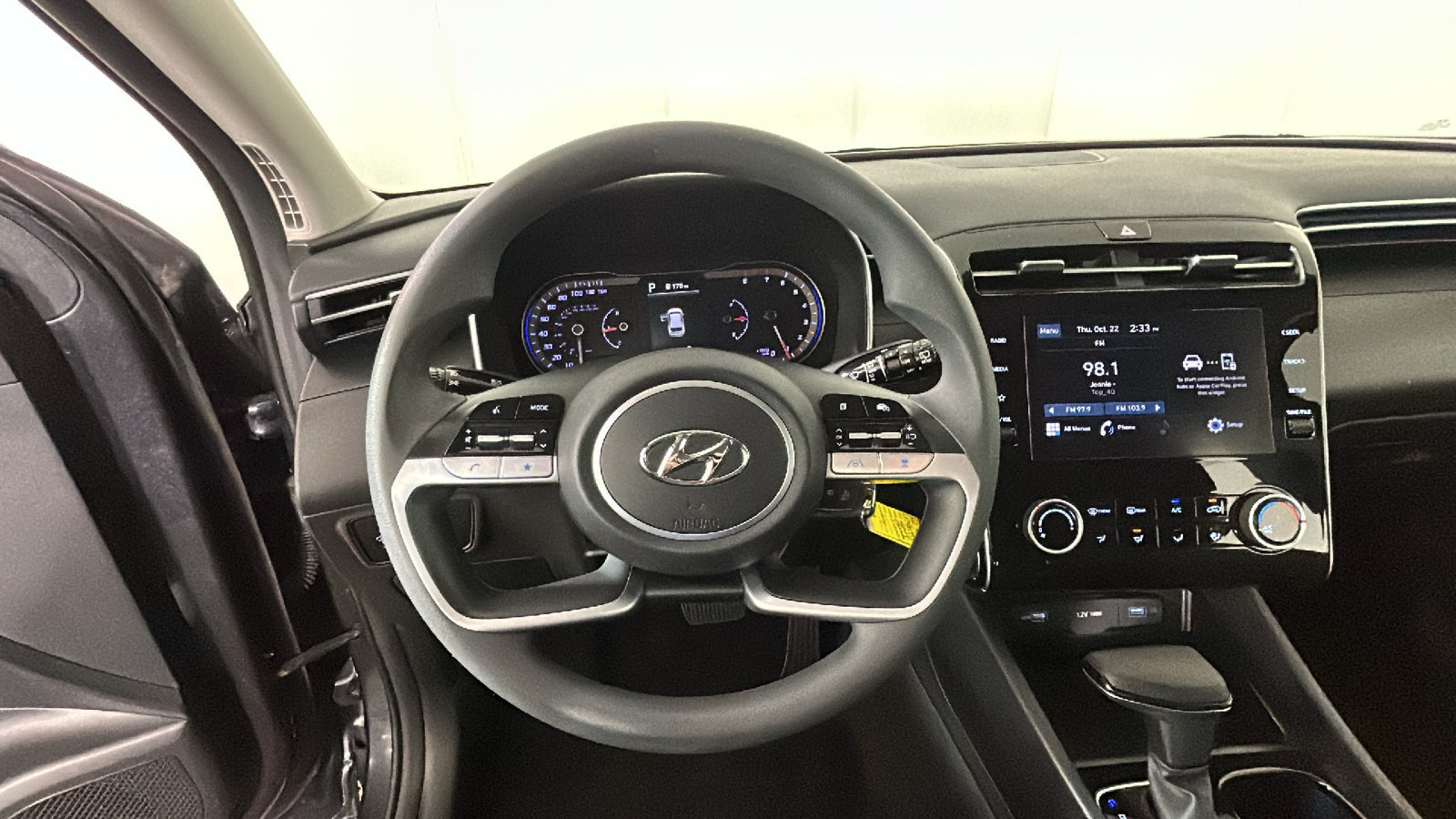 Used 2024 Hyundai Tucson SE FWD image 18