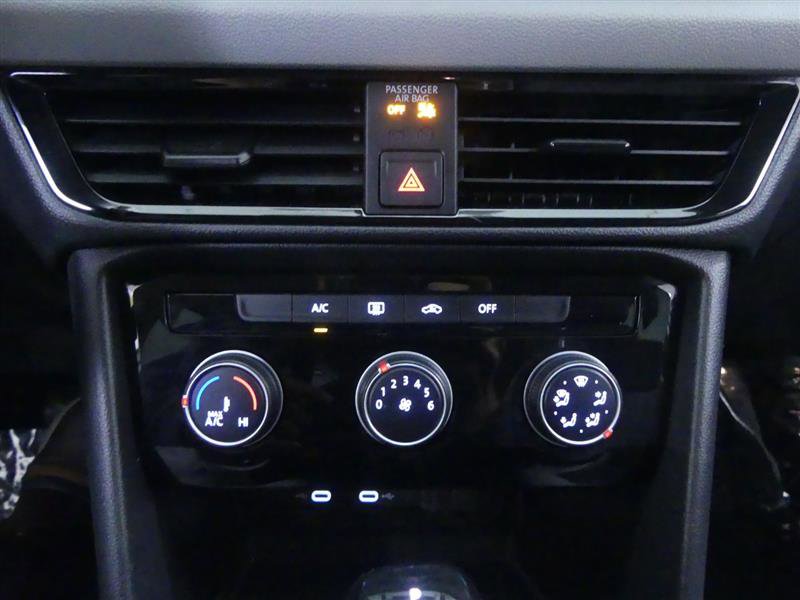 Used 2023 Volkswagen Taos S image 11