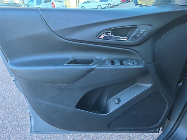 Used 2023 Chevrolet Equinox LT image 17