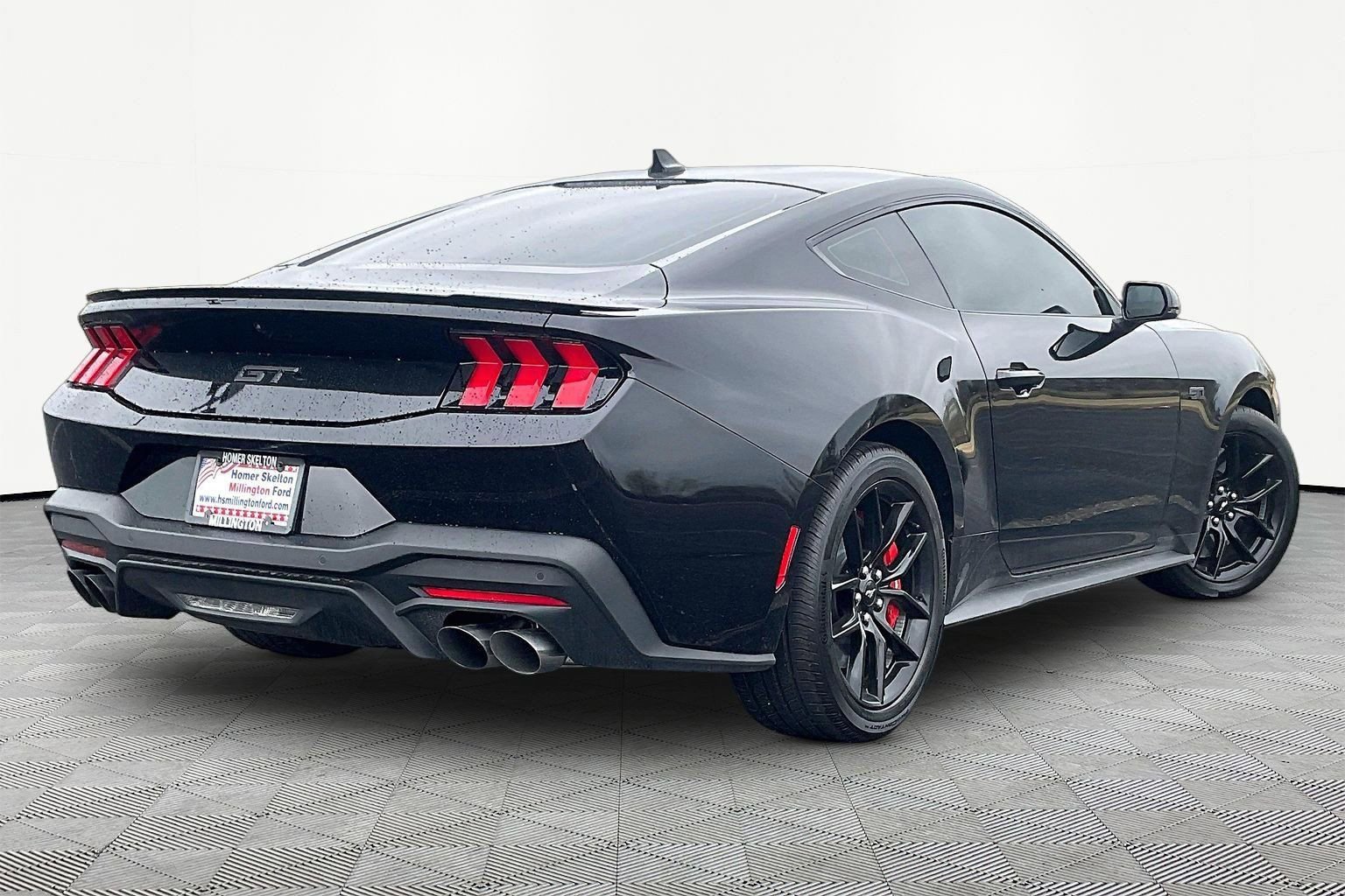 Used 2025 Ford Mustang GT Premium image 11